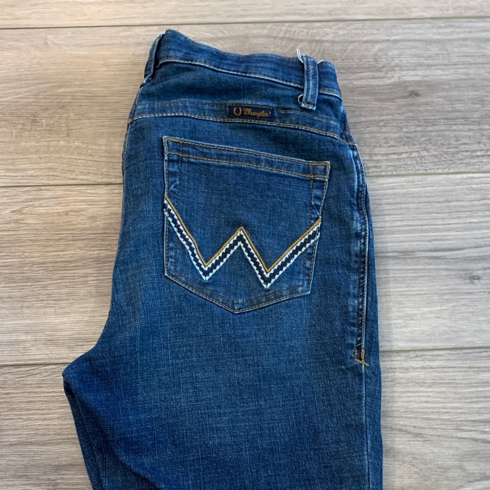 Wrangler Women's Classic Indigo Straight Leg Jeans - Willow